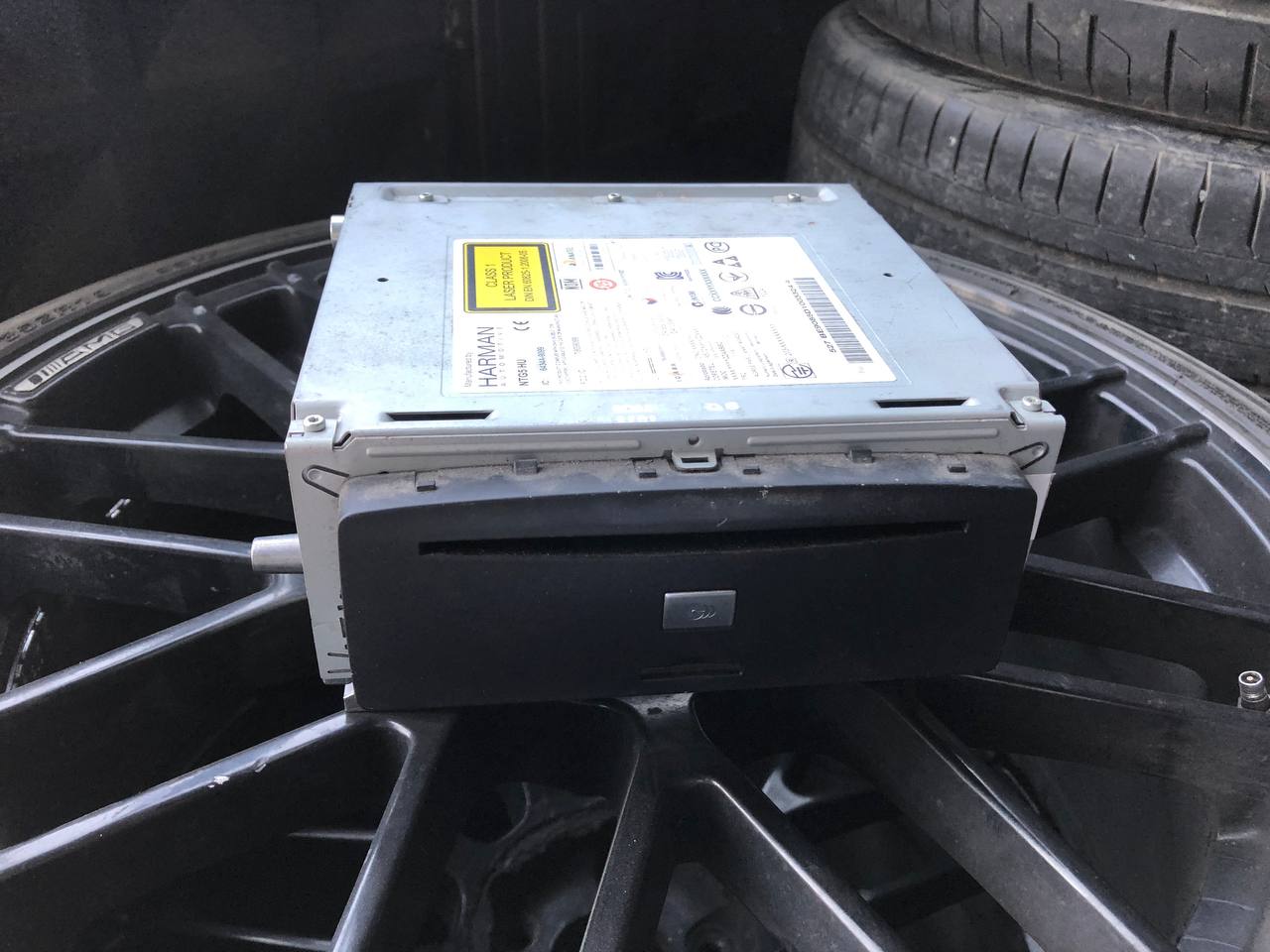 W222 Command Usilitel